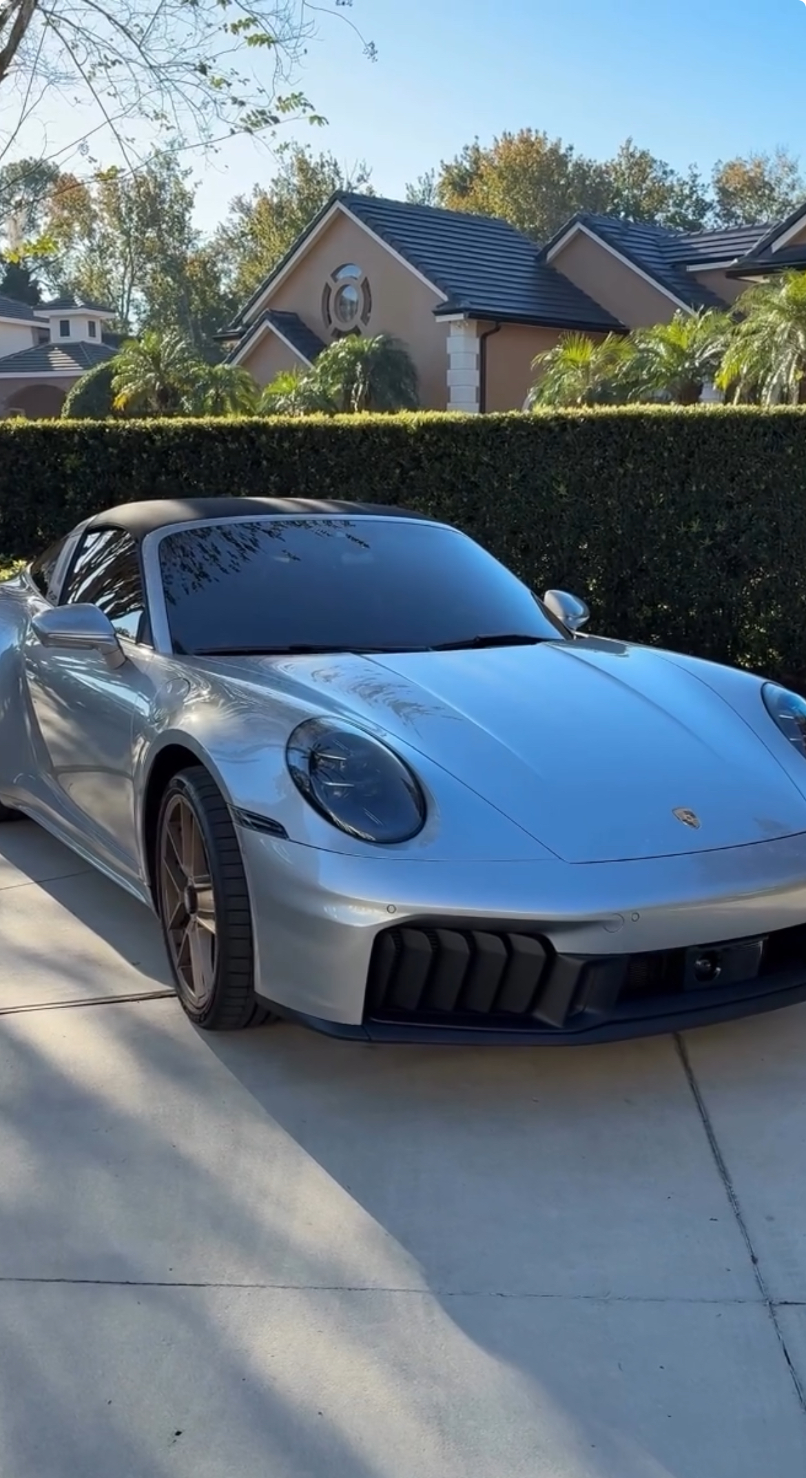 Complete car care services - pristine vehicle finish